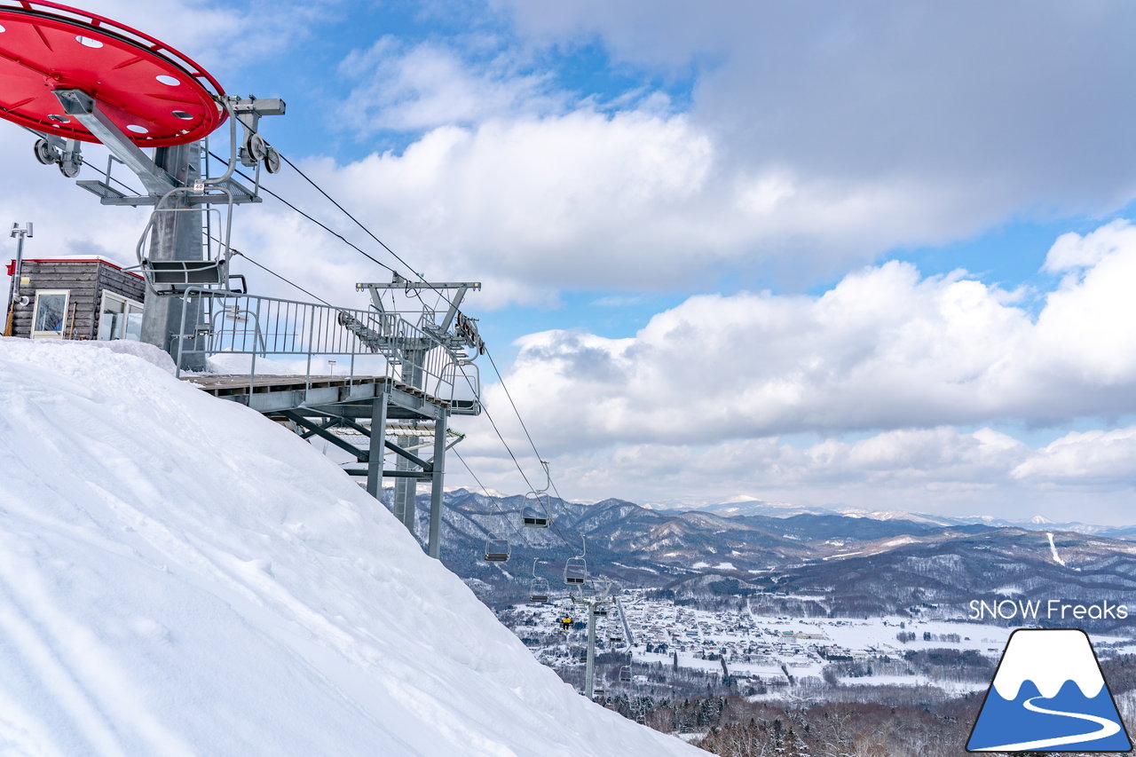 日高国際スキー場｜北海道の背骨・日高山脈を滑る！良好な雪質とロングコースが魅力のローカルゲレンデ♪